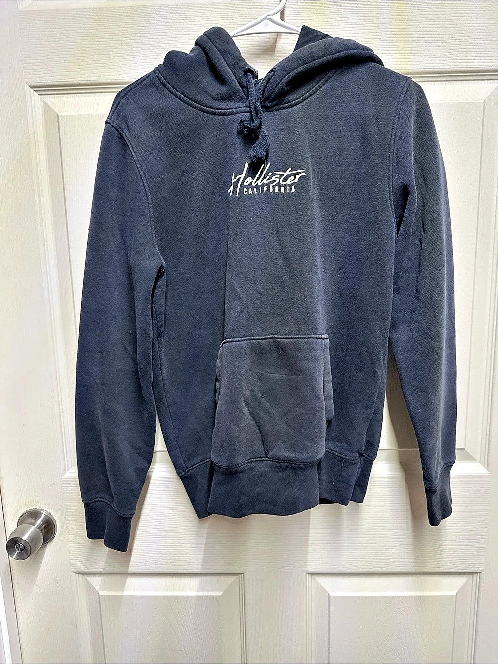 Hollister Must-Have Collection Script Logo Hoodie Blue XS